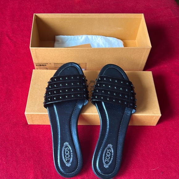 Authentic Tod’s Sandals Size 39 - Picture 1 of 7